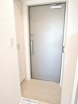 【玄関】 | Risingplace浅草参番館