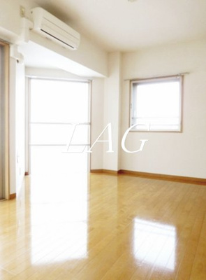 【居間・リビング】 | スクエアタワー | 洋室のお部屋です。