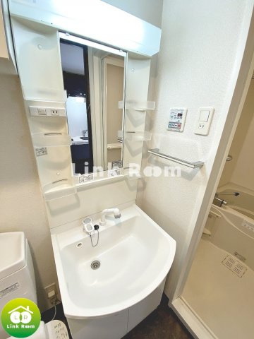 XEBEC木場の洗面所