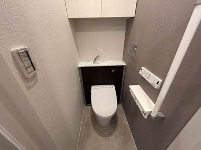 【トイレ】 | カーサビエント | トイレです