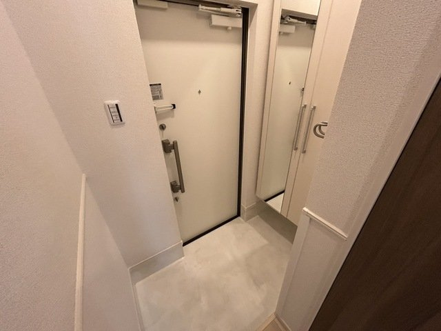 カーサビエントの玄関|明るい玄関です