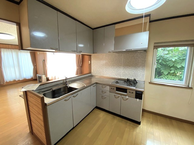 網走市字潮見282番地36中古住宅のキッチン