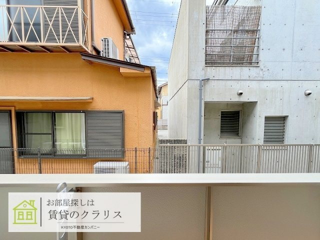 アニエス