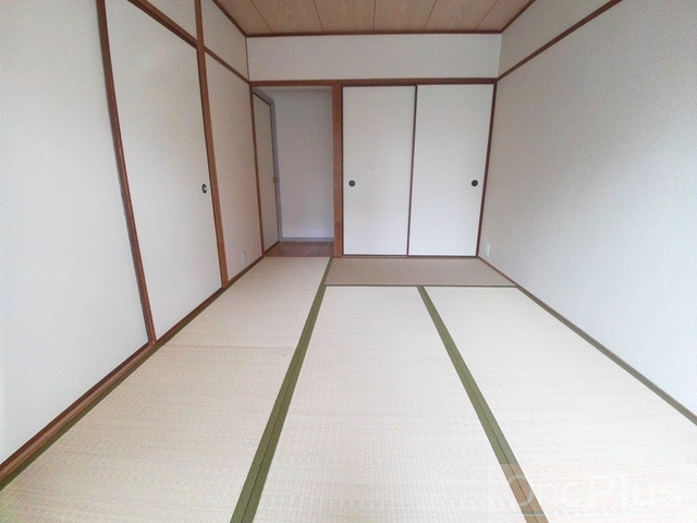 六甲スカイハイツの和室