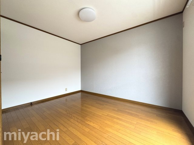 フレグランスコスモ　Cの内装