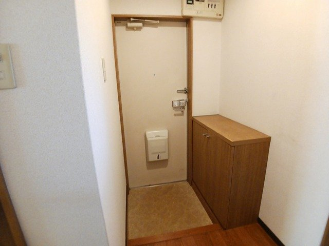 プレイス赤坂の玄関