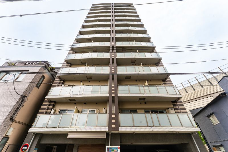 フェルクルールプレスト池袋WESTの外観