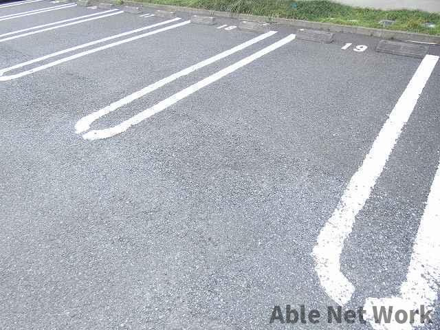 マウントリヴァⅥの駐車場