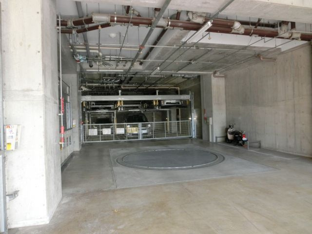 ライオンズ川越新富町の駐車場