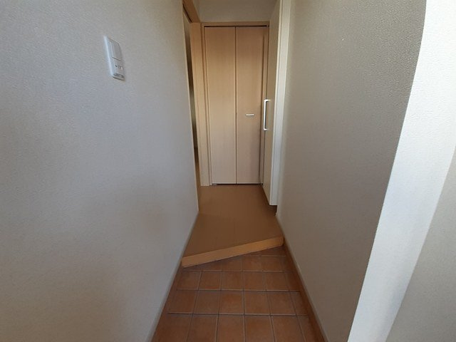 【玄関】 | エクレール・牧野 | きれいな玄関です