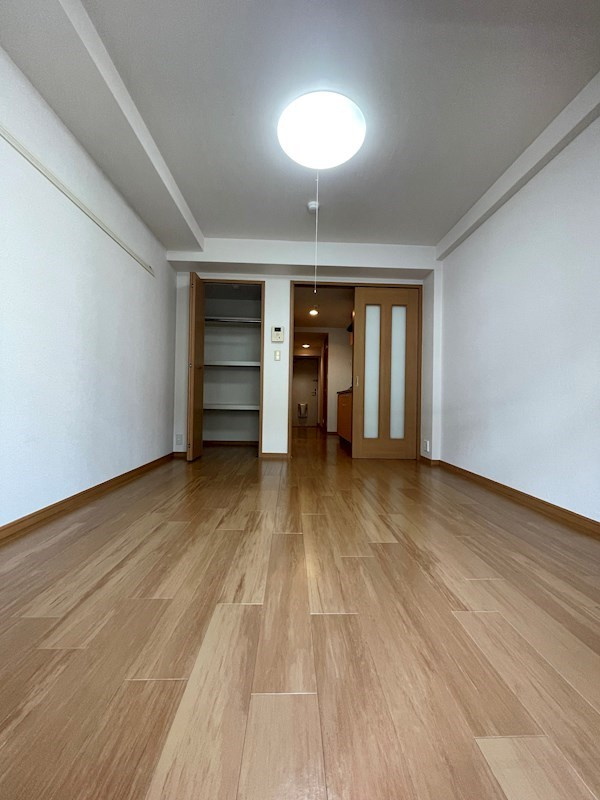 神戸市東灘区住吉南町５丁目の賃貸マンションの居間・リビング