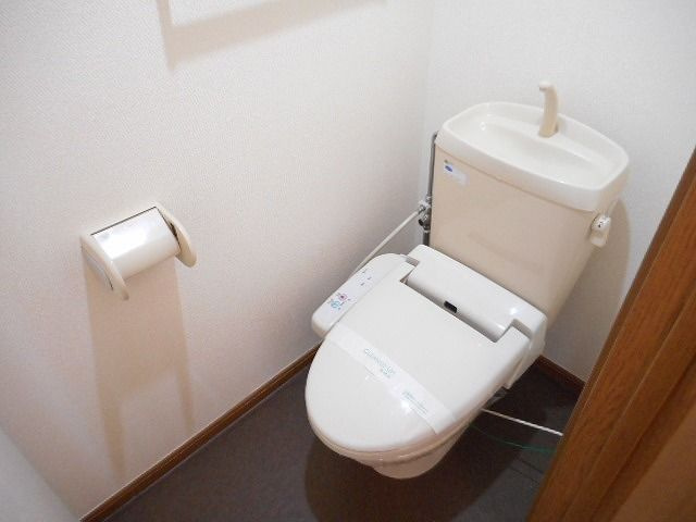 シャトル押立のトイレ