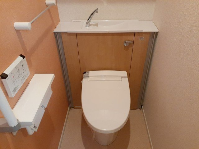 【トイレ】 | モア　コンフォート | シンプルで使いやすいトイレです