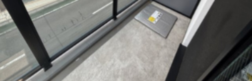【バルコニー】
