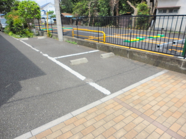 エーピオスの駐車場|★駐車場★
