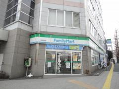 エーピオスのその他|ファミリーマート日野駅前店
