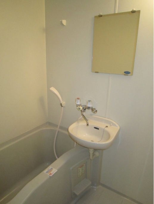 甲良町ハウスの浴室|バス・トイレ別