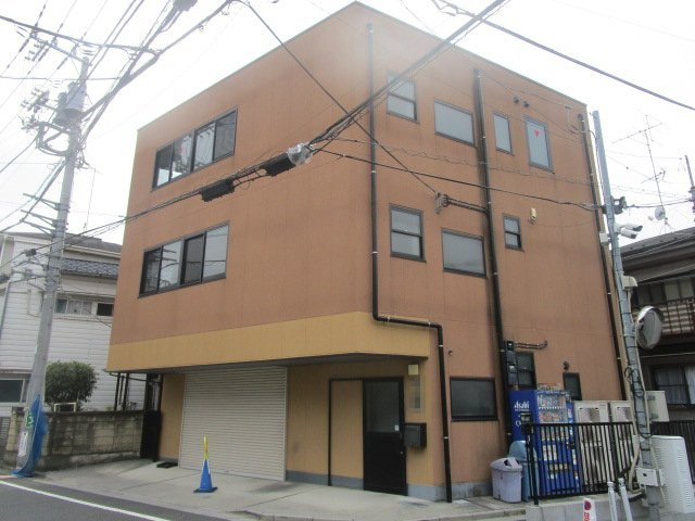 足立区梅島３丁目の倉庫