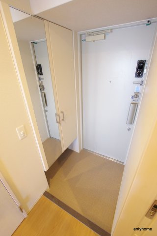 viviFURUYA豊崎　仲介手数料無料の玄関