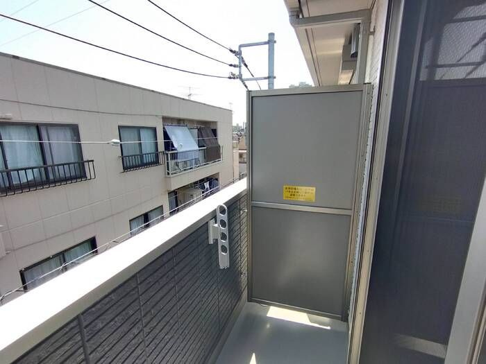 セレスティア北烏山のバルコニー