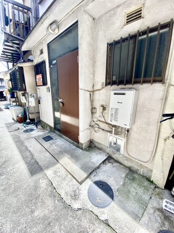 若竹町１丁目テラスハウスのエントランス