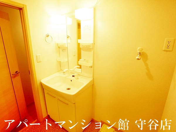 アリエーテの独立洗面台