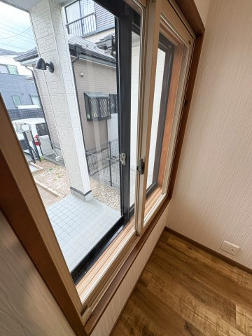 越谷市七左町中古戸建◆角地◆リフォーム物件の洋室