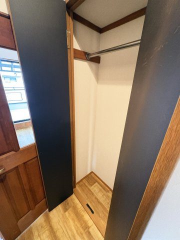 越谷市七左町中古戸建◆北東角地◆リフォーム済みの収納
