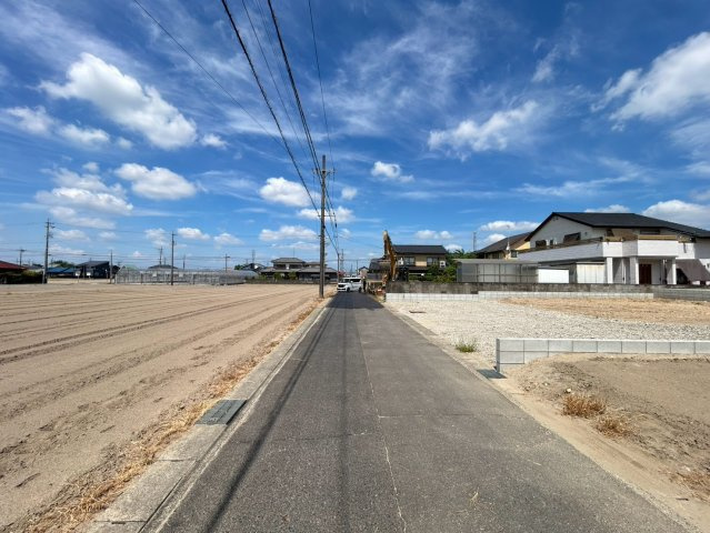 ハートフルタウン　丹羽郡扶桑町南山名　全2区画分譲の前面道路含む現地写真|「現地（2026年8月22日）撮影」　
■前面道路　
■ヤマダ不動産　株式会社リライフ