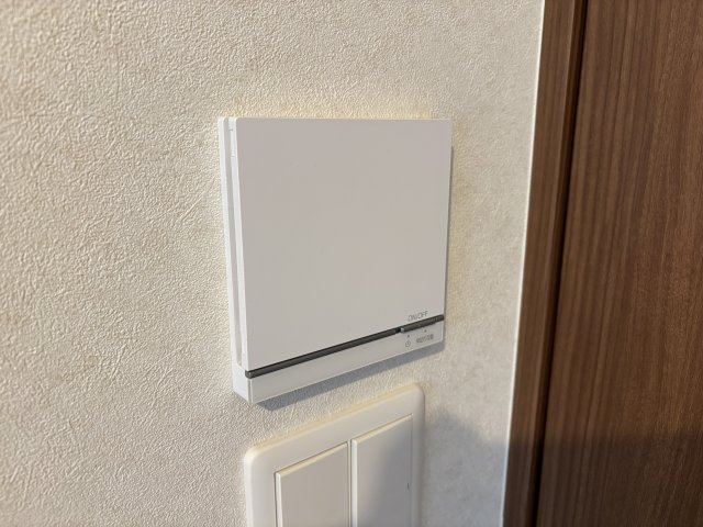 約6.2帖の洋室には、床暖房完備