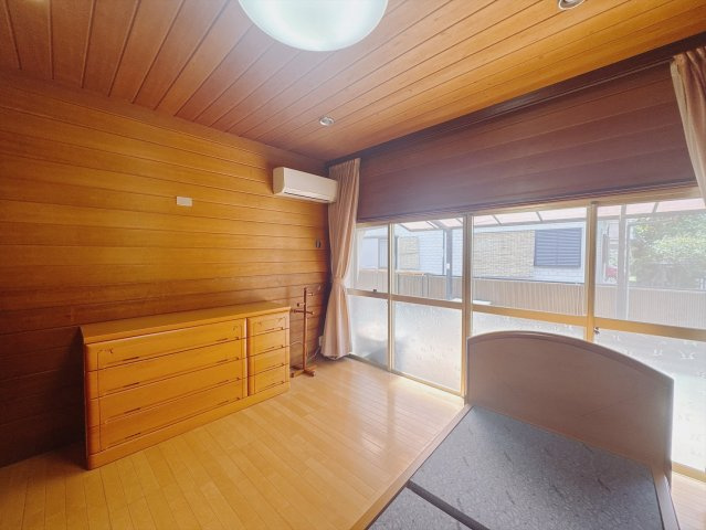 【中古戸建】太田市新道町の洋室|■洋室｜各居室には収納をご用意しています♪常にお部屋を綺麗に保てます！小さなお子様も自然とお片付けができるようになるのでうれしいですよね！