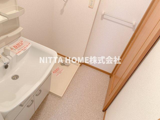 プラシード野中Ｂの独立洗面台|嬉しいシャワー付き洗面台有り◎