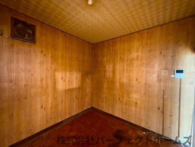 倉治7丁目戸建の洋室|スタンダードな洋室です