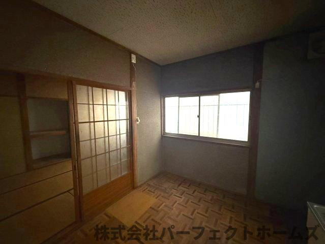 倉治7丁目戸建の居間・リビング