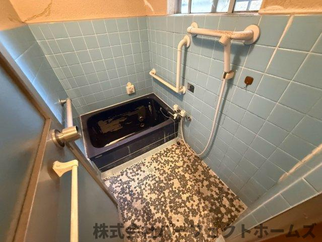 倉治7丁目戸建の浴室|お風呂です