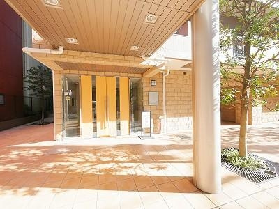 ミオカステーロ文京千駄木のエントランス