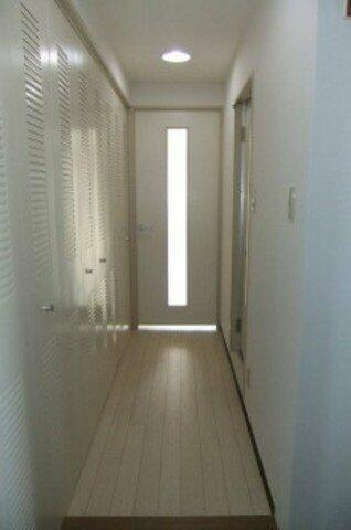 毎日通る玄関はこちらです