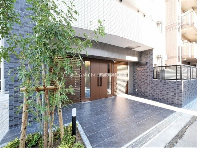 LiveCasa上新庄のエントランス