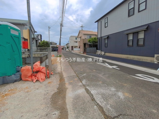 メルディア太子の前面道路含む現地写真