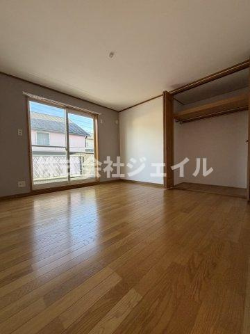 リフォーム済み　松が枝町　中古戸建の洋室