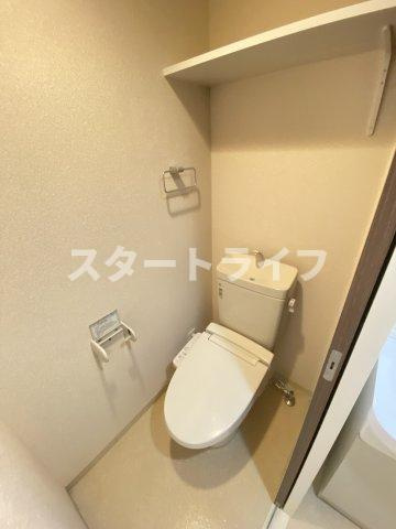 大阪市淀川区十三本町２丁目の賃貸マンションのトイレ