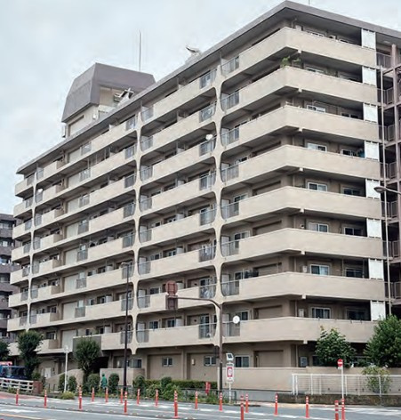 日商岩井碑文谷マンションの外観