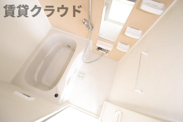 ボア　ソルチの浴室|清潔感あるお風呂で一日の疲れを癒しましょう！