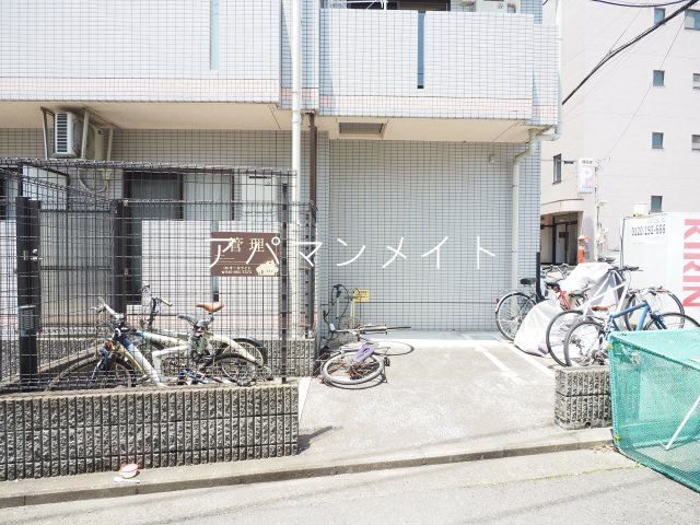 【その他共用部分】 | コーラルヴァレー戸塚 | 駐輪場になります