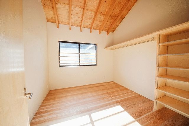 緑町の長屋の居間・リビング