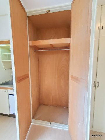 レナジア塚本　仲介手数料無料の収納