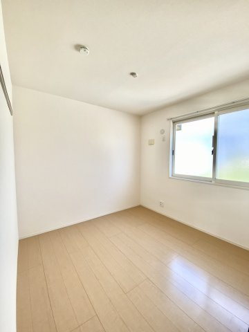 カサヴェール B棟の洋室