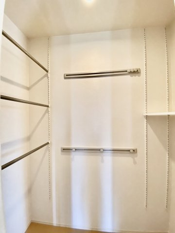 カサヴェール B棟の収納