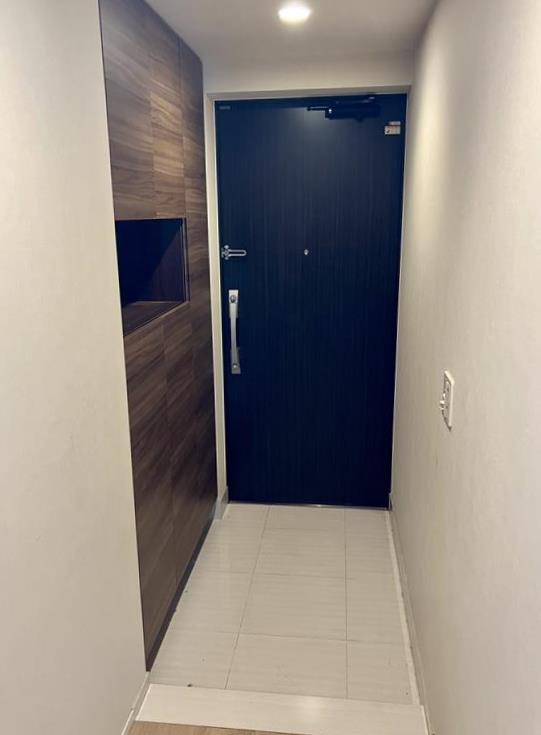 プラウド桜台の玄関|収納もある玄関です