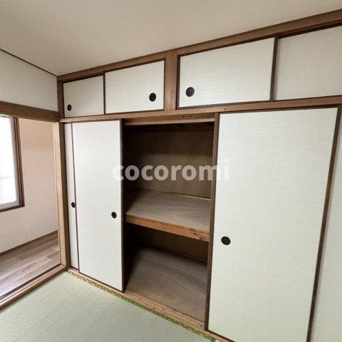 柳町車庫付きリノベテラスの収納